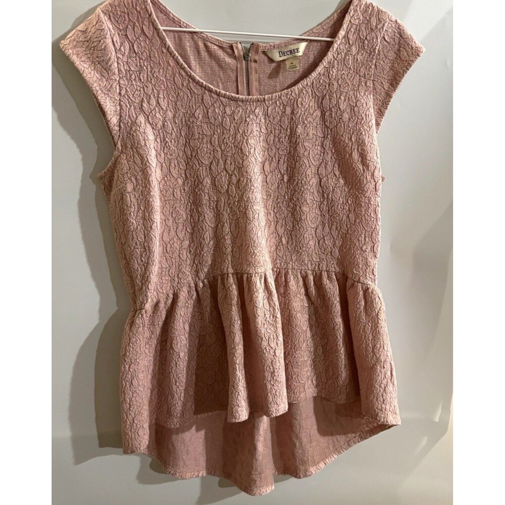 Decree Women’s Top M Pink Floral Lace Peplum Scoop Neck Sleeveless Zip